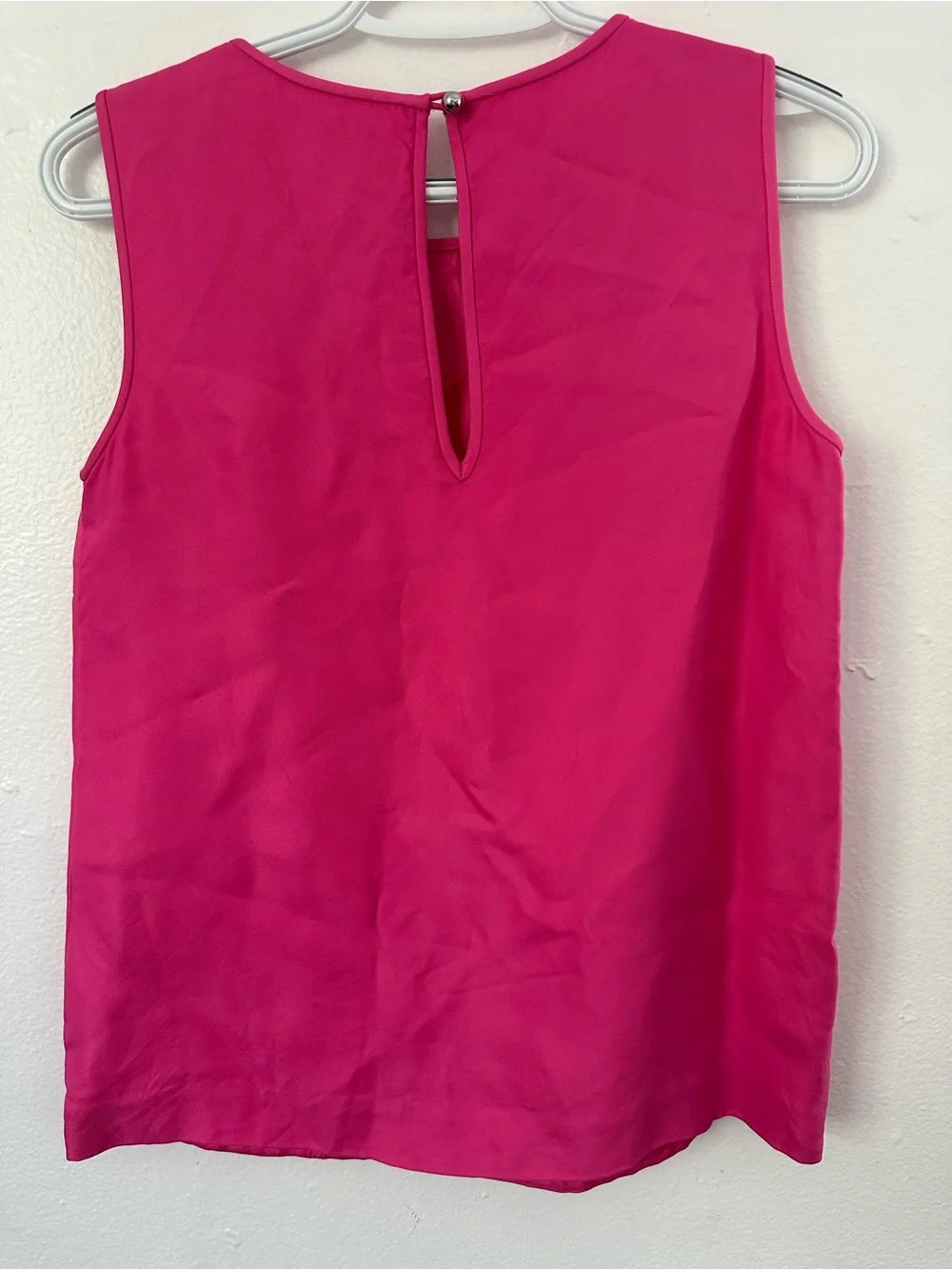 Kate Spade New York blouse Fuchsia with embellishments Floral design, size 2